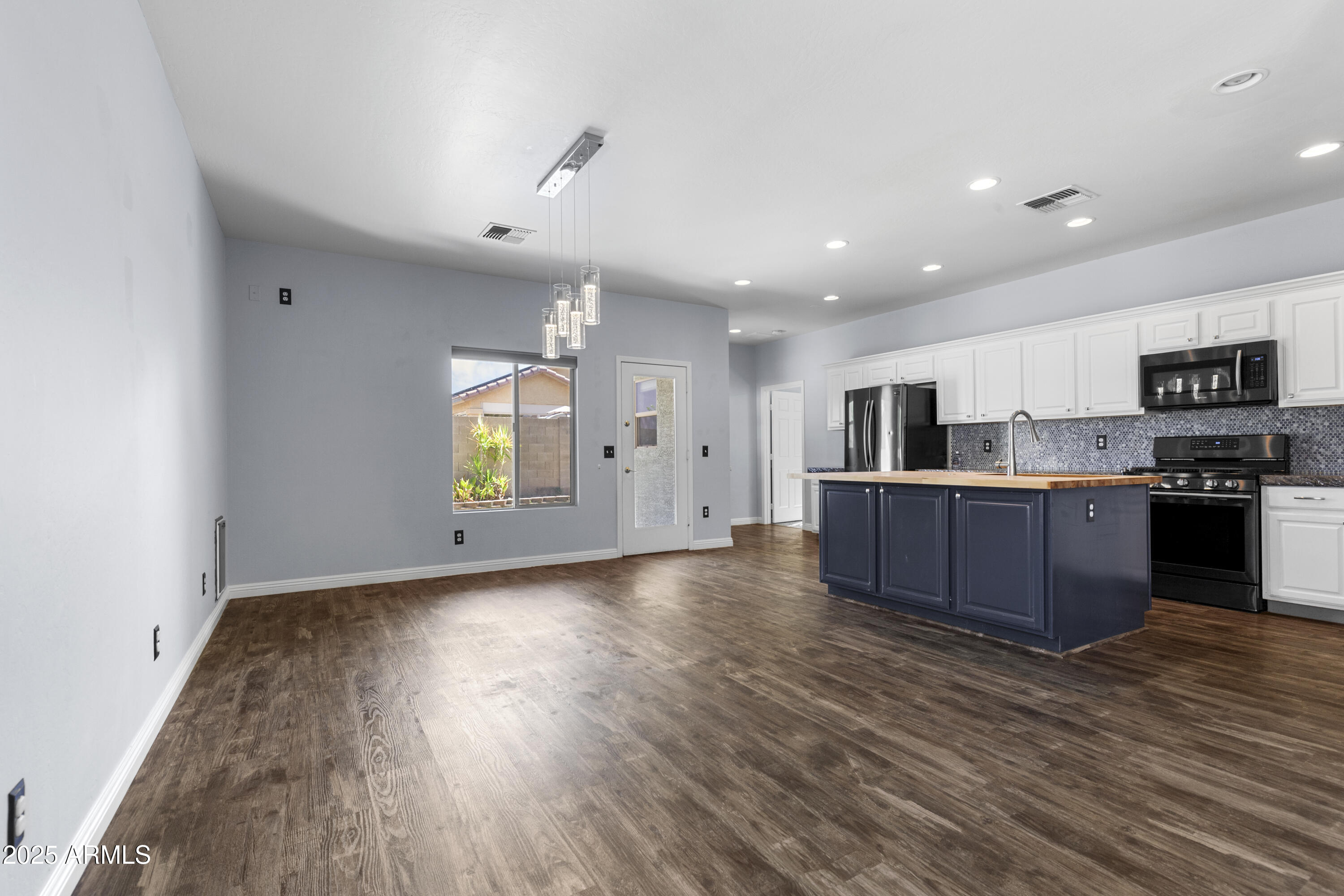 12909 W ASTER Drive