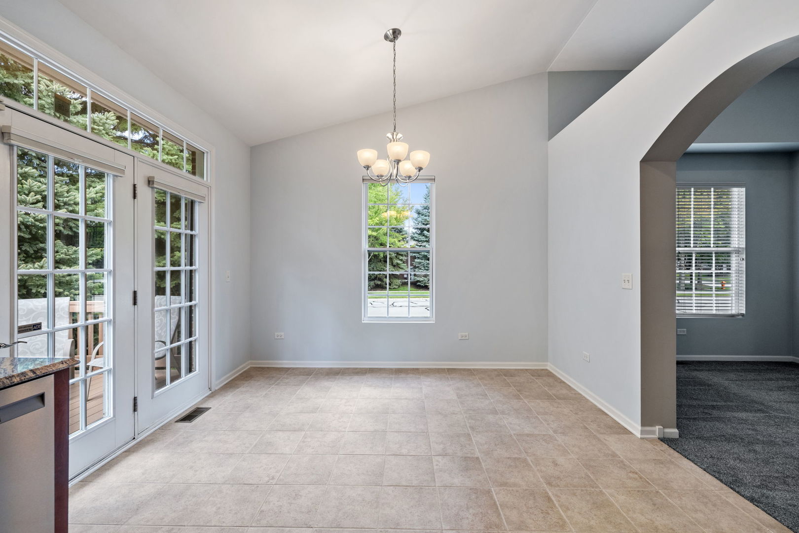 2801 Bond Circle