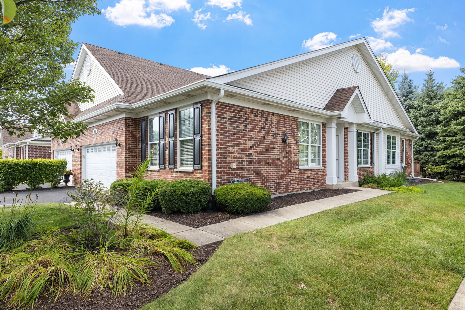 2801 Bond Circle