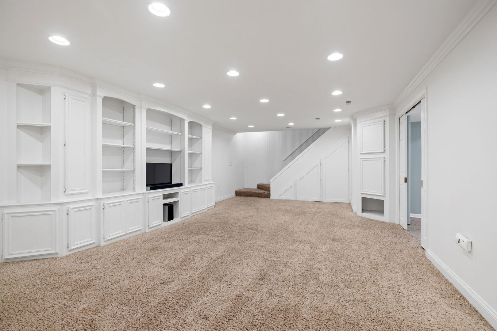 302 Carriage Hill Road