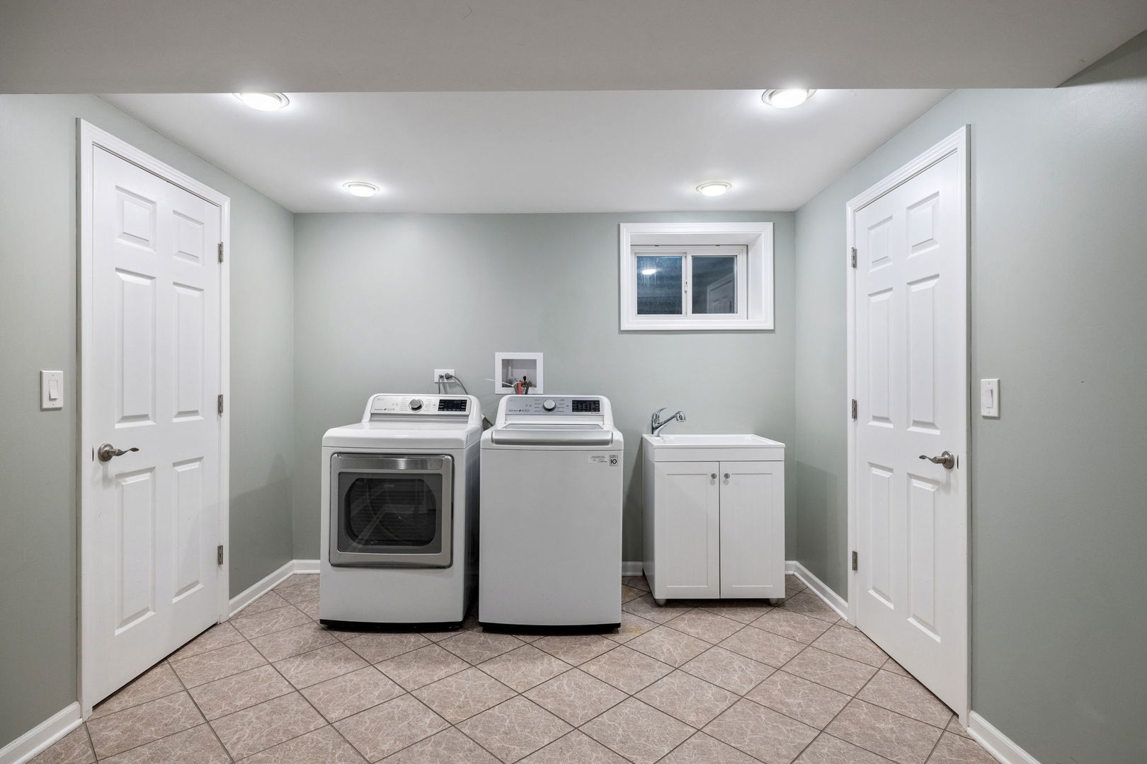 302 Carriage Hill Road