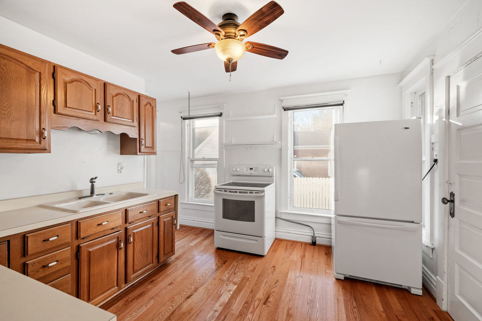 24003 W Commercial Street