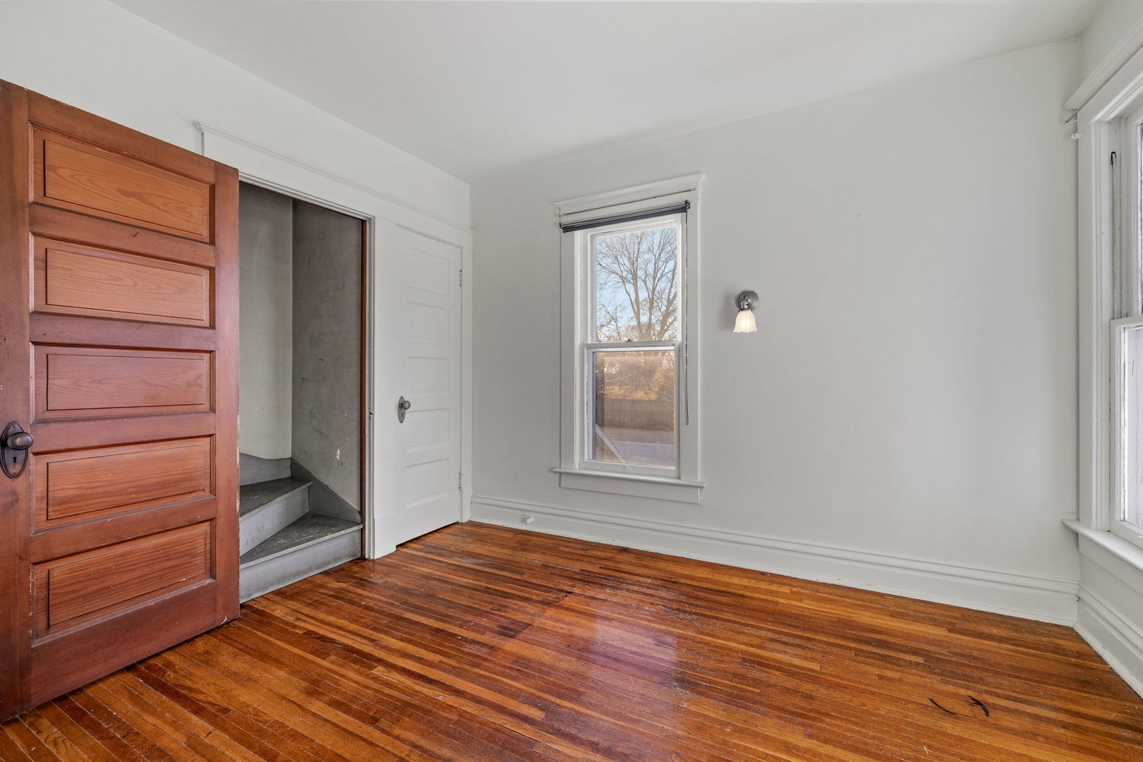 24003 W Commercial Street