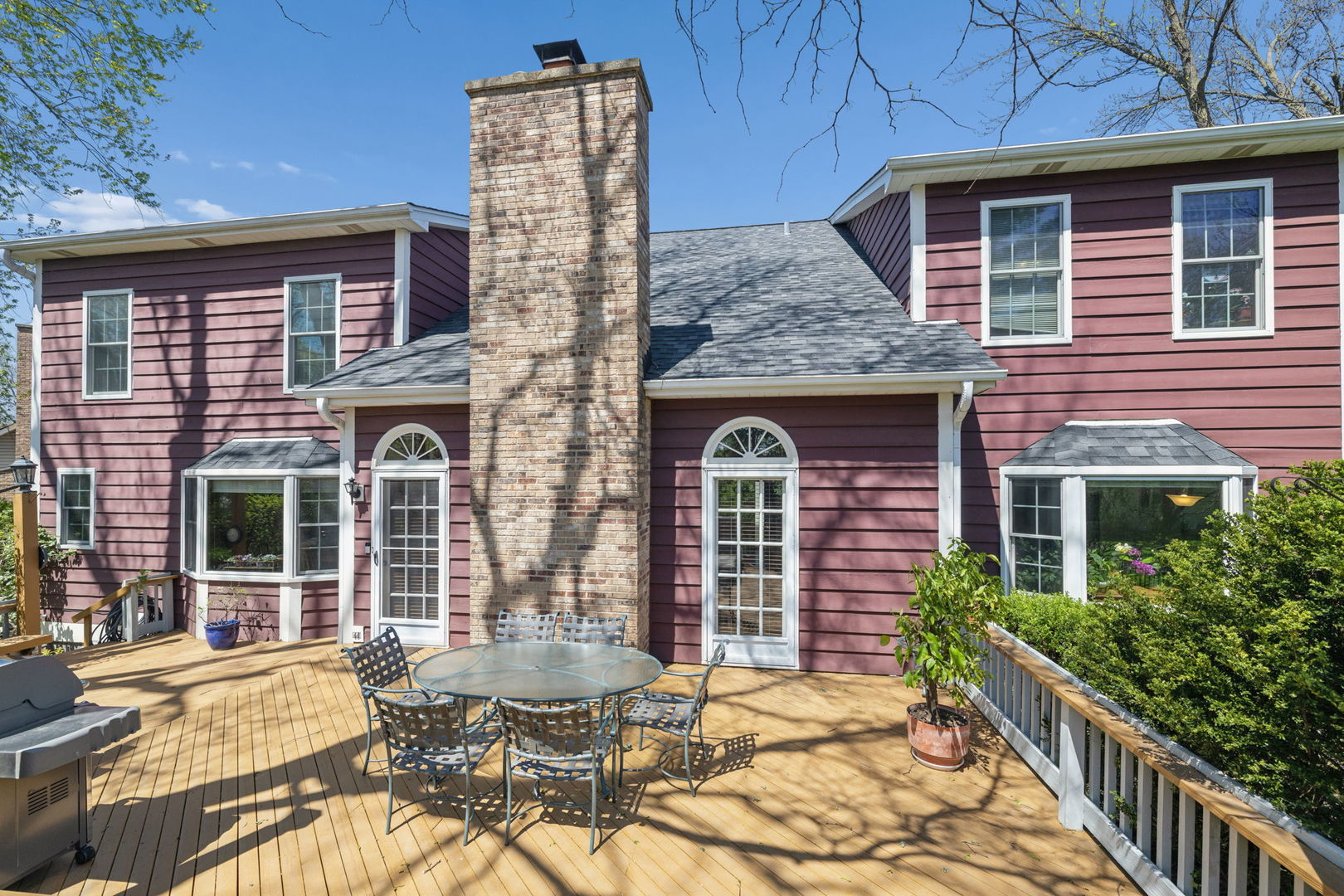946 Montgomery Court