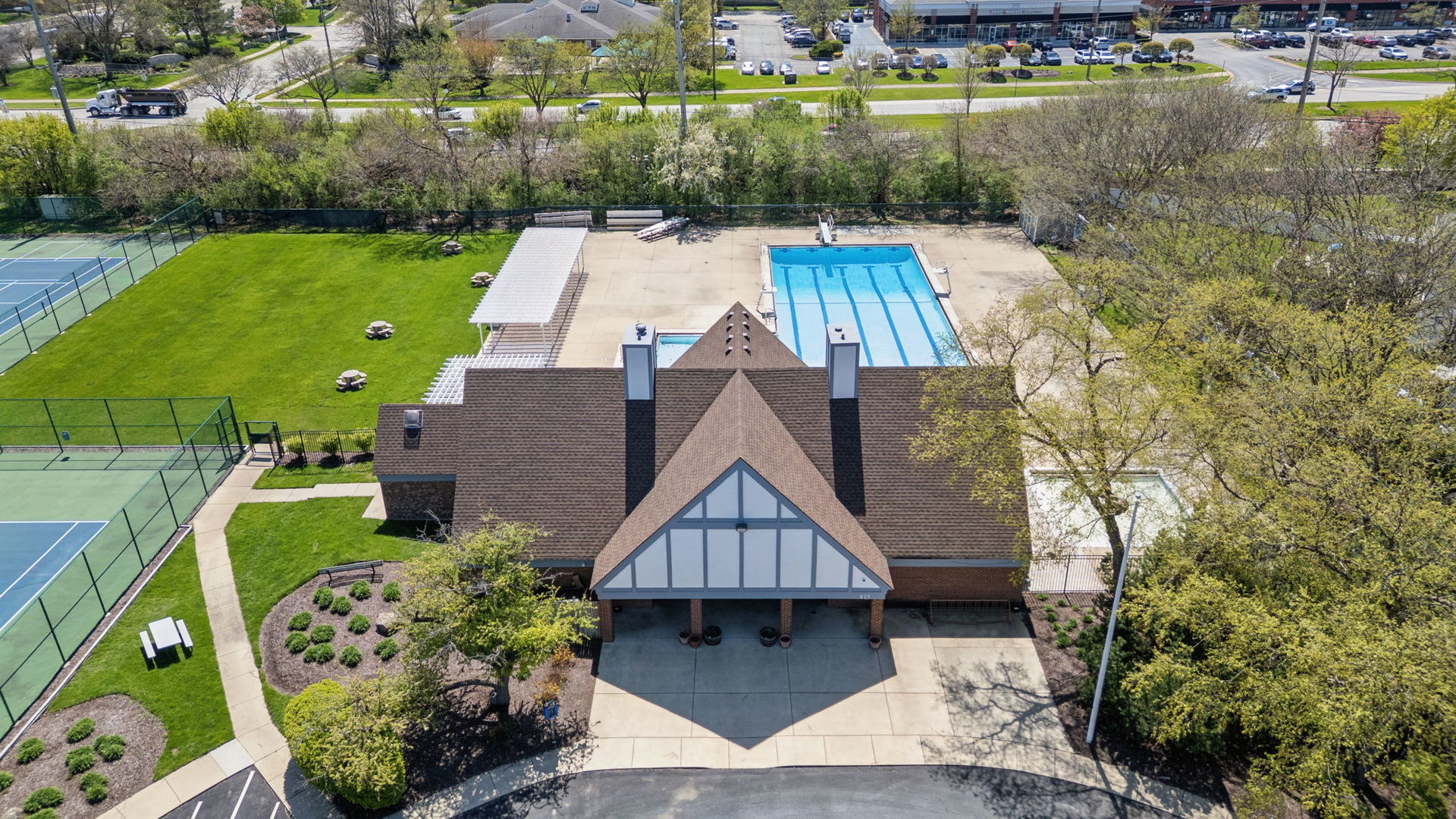 946 Montgomery Court