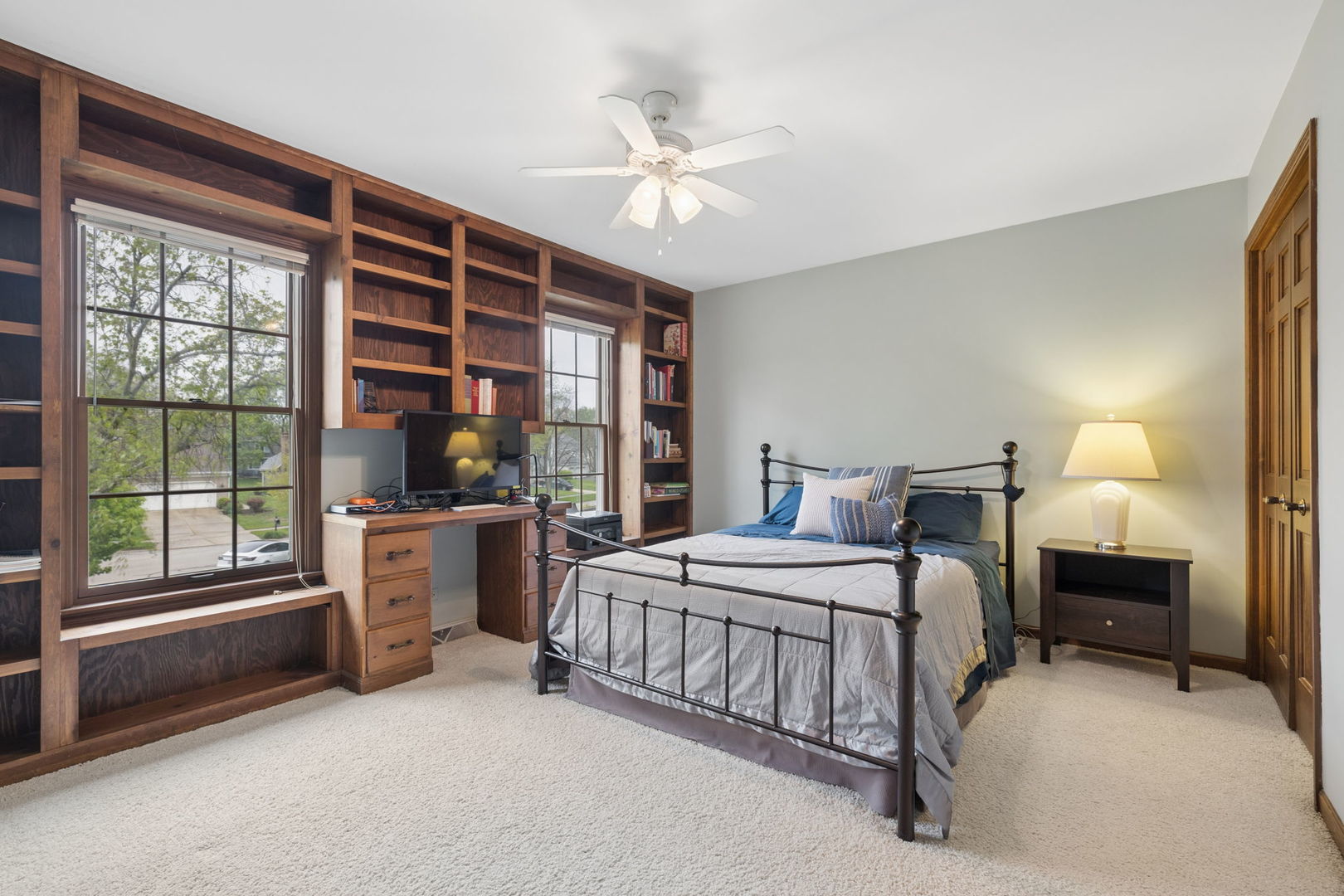 946 Montgomery Court