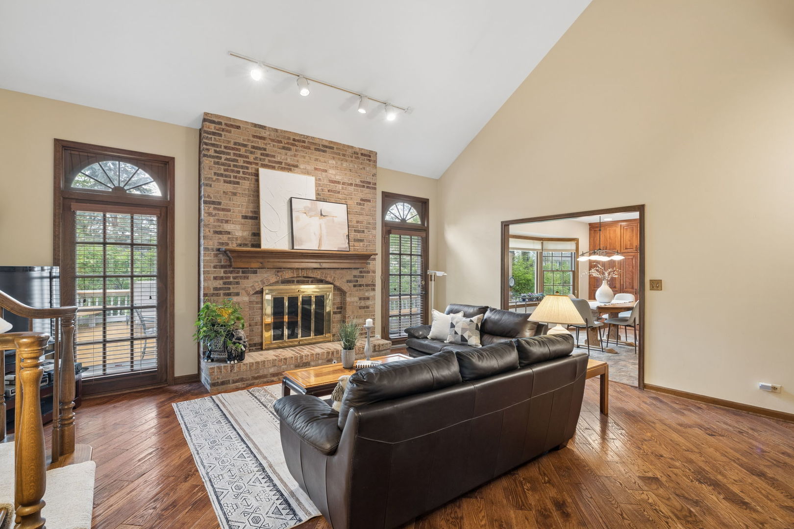 946 Montgomery Court
