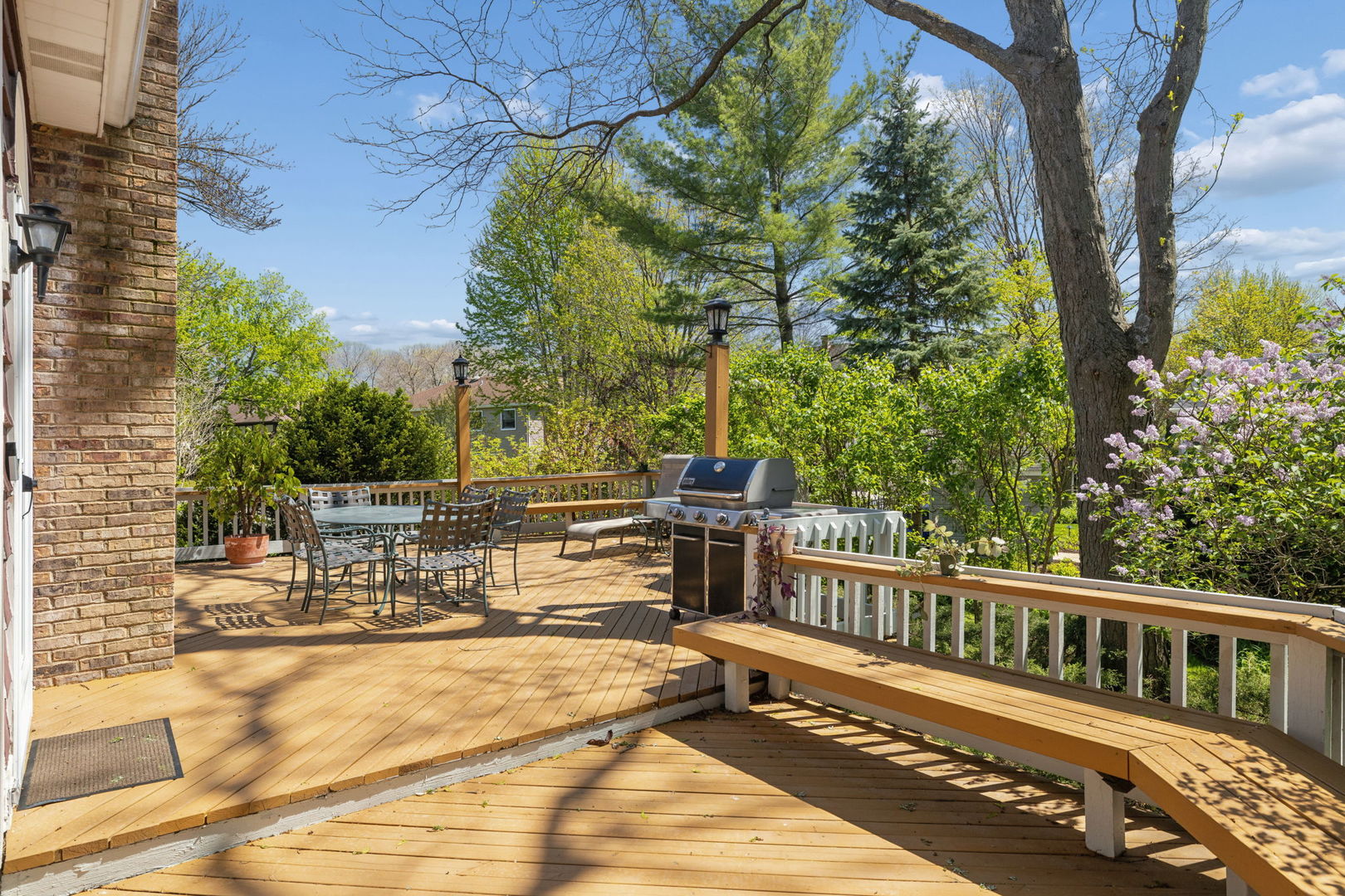946 Montgomery Court