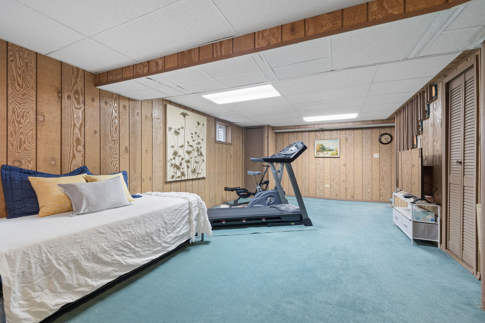 946 Montgomery Court