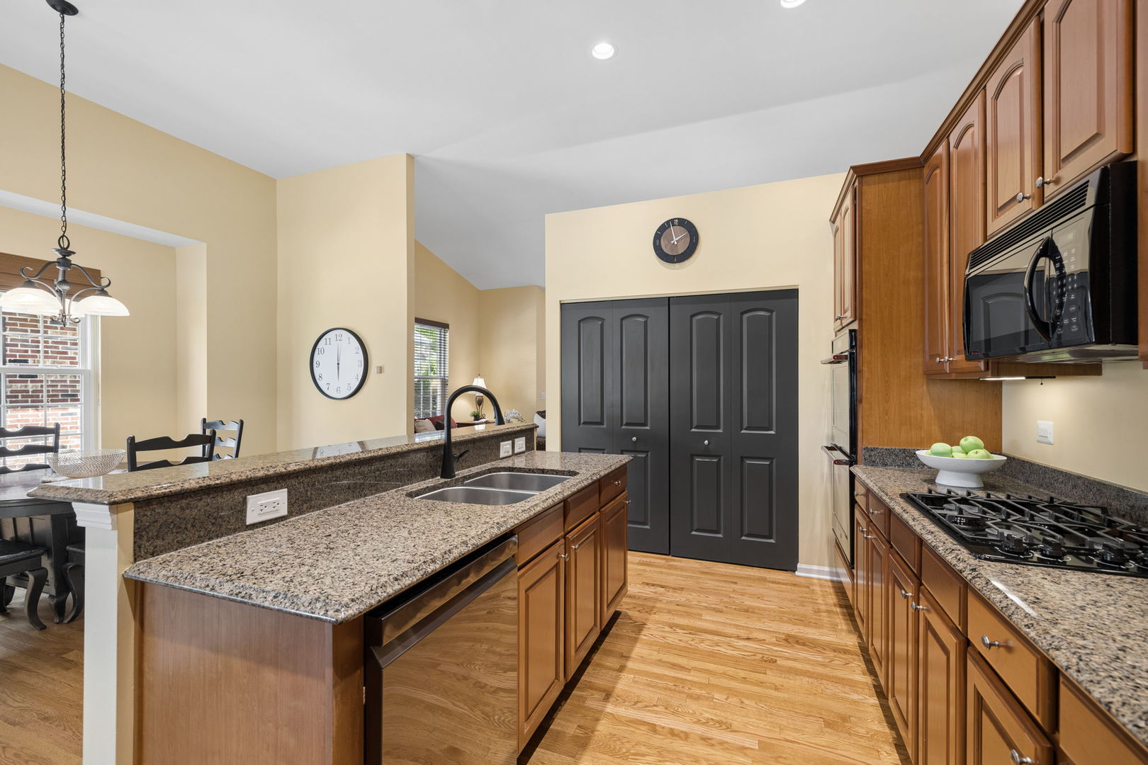 2893 Bond Circle Unit: 2893