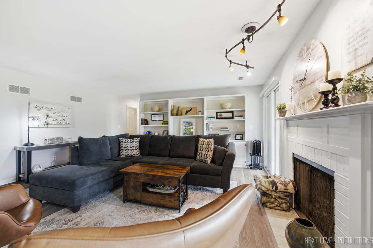117 Dunham Place Common Unit: 117