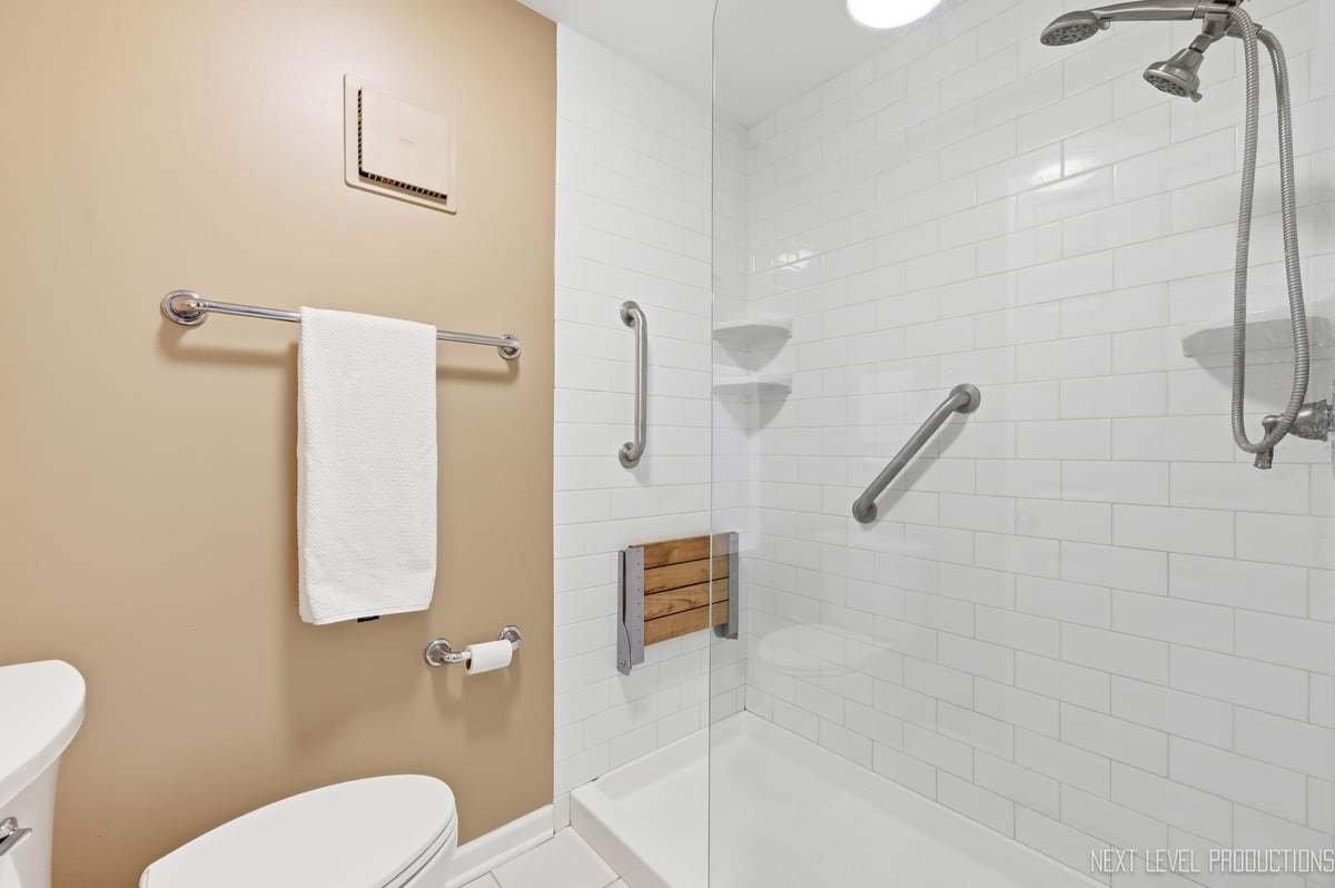 117 Dunham Place Common Unit: 117