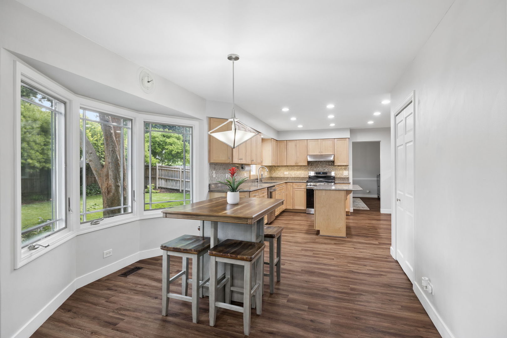 616 Edward Road
