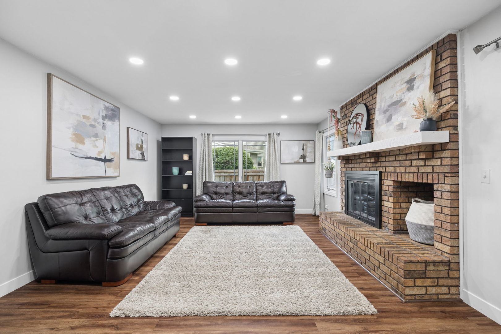 616 Edward Road