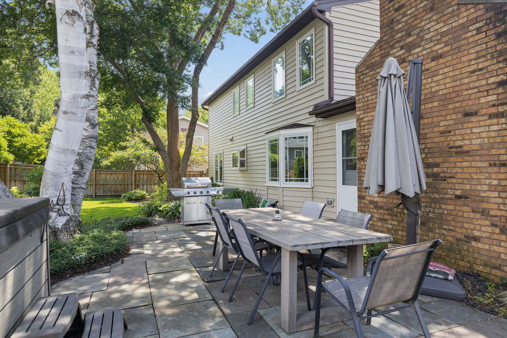 616 Edward Road