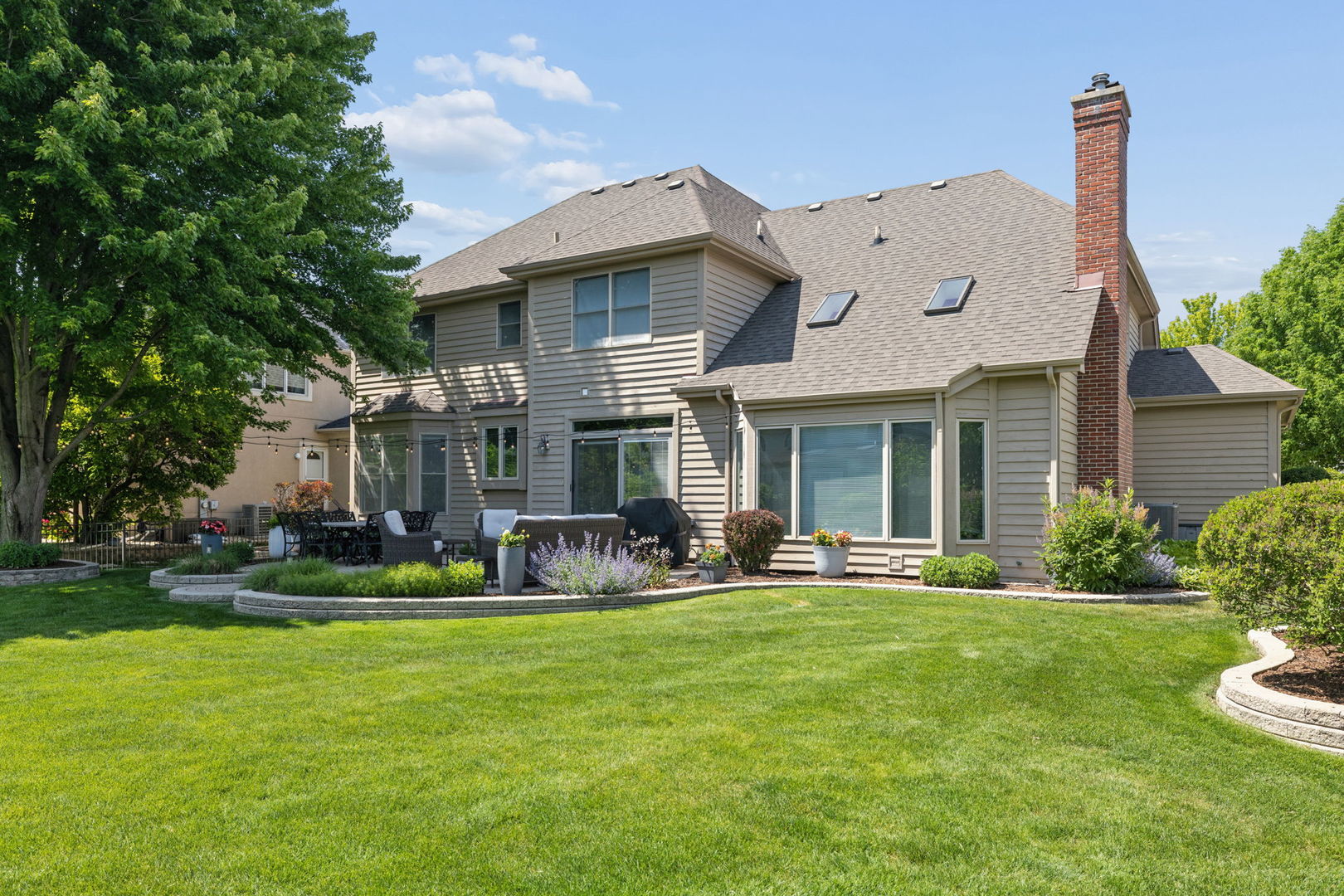 2612 Charlestowne Lane