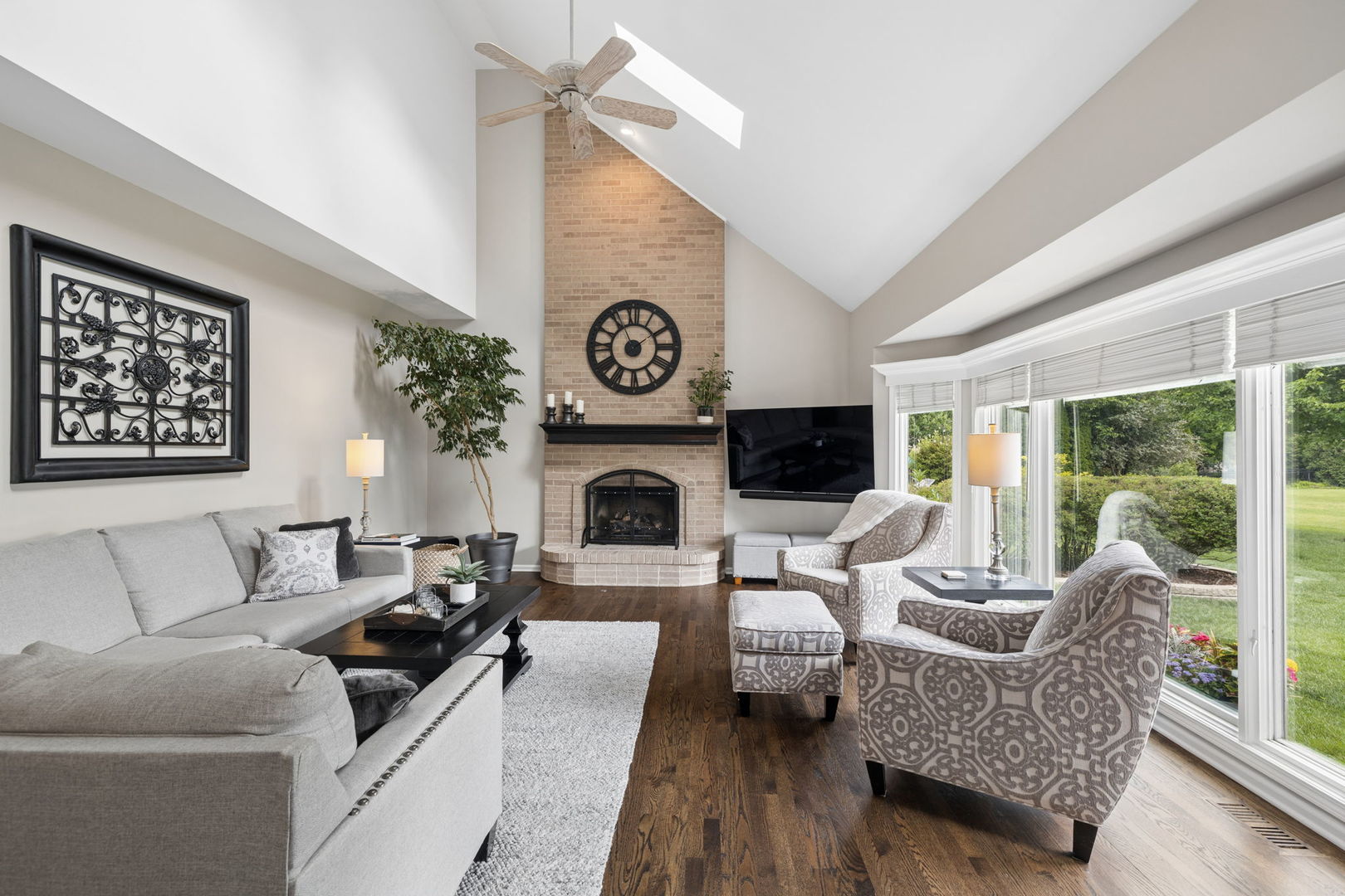 2612 Charlestowne Lane