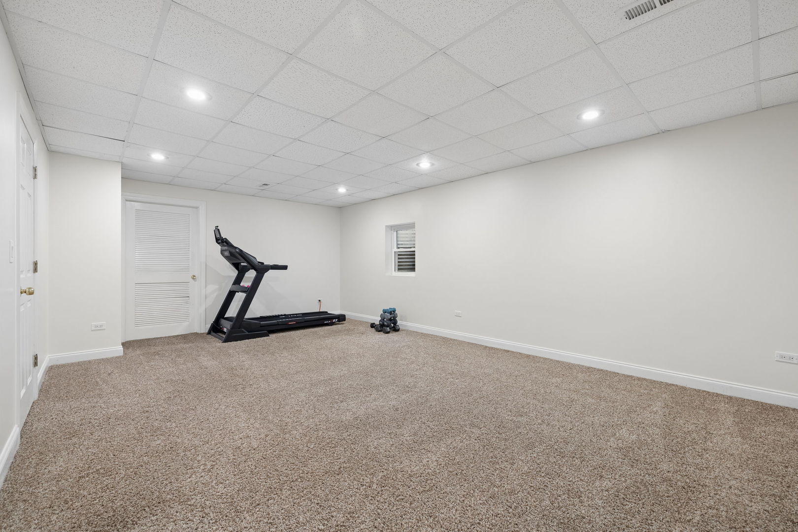 2612 Charlestowne Lane