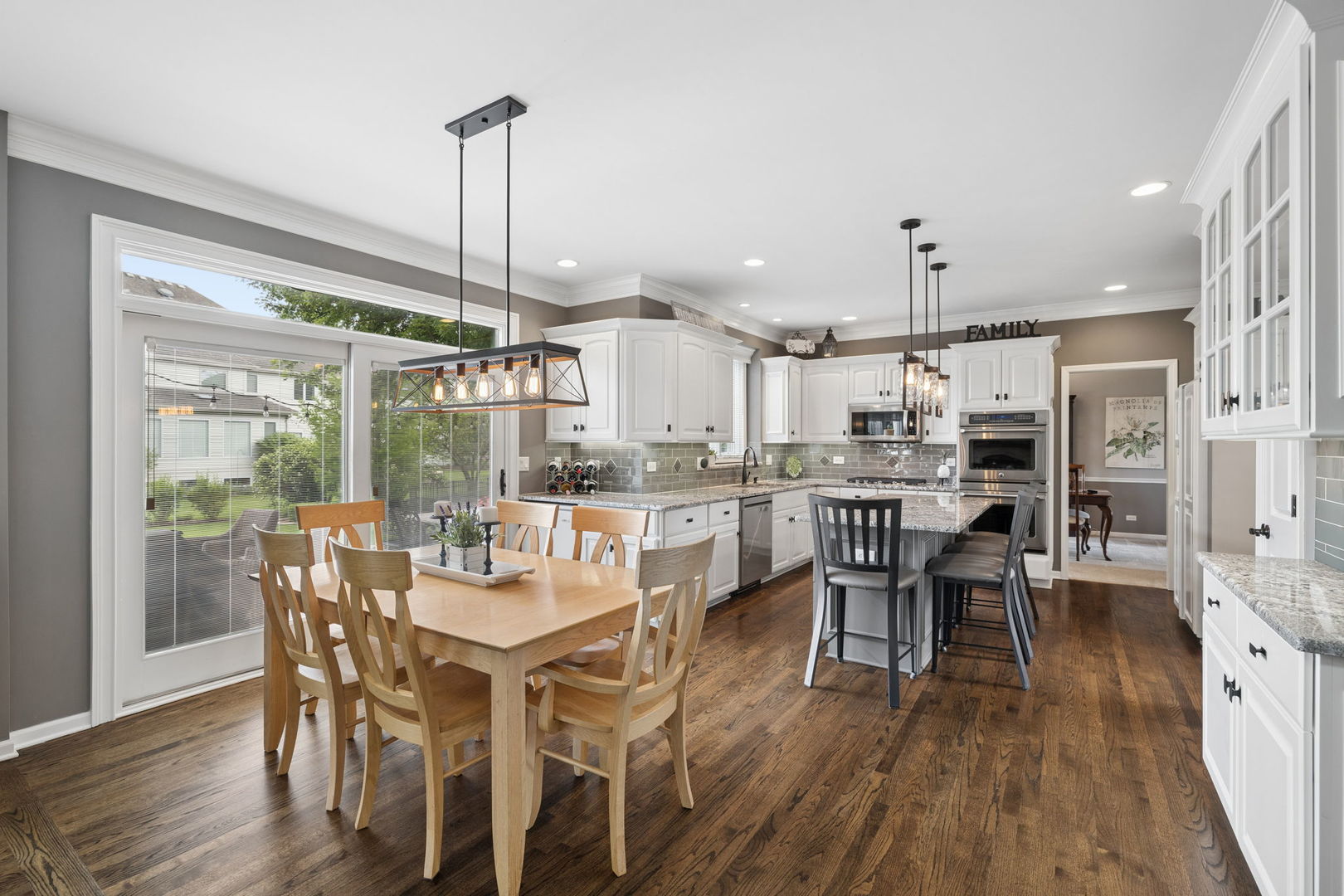 2612 Charlestowne Lane