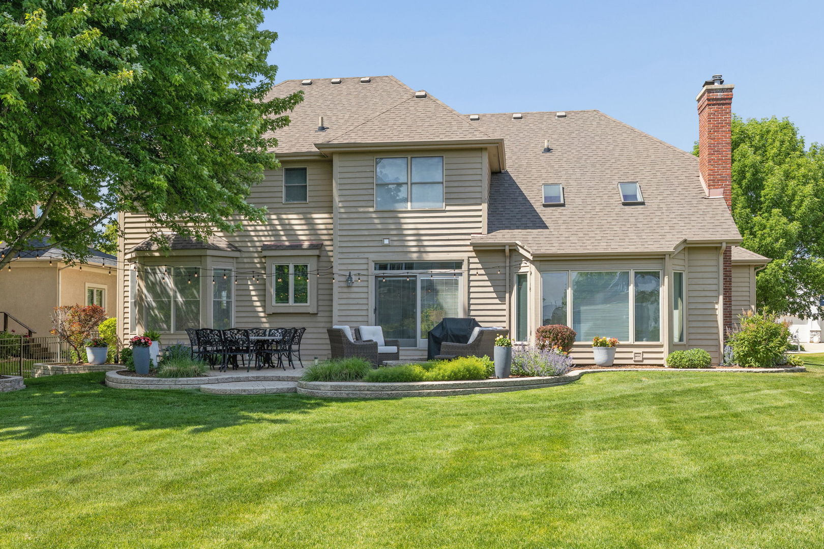 2612 Charlestowne Lane