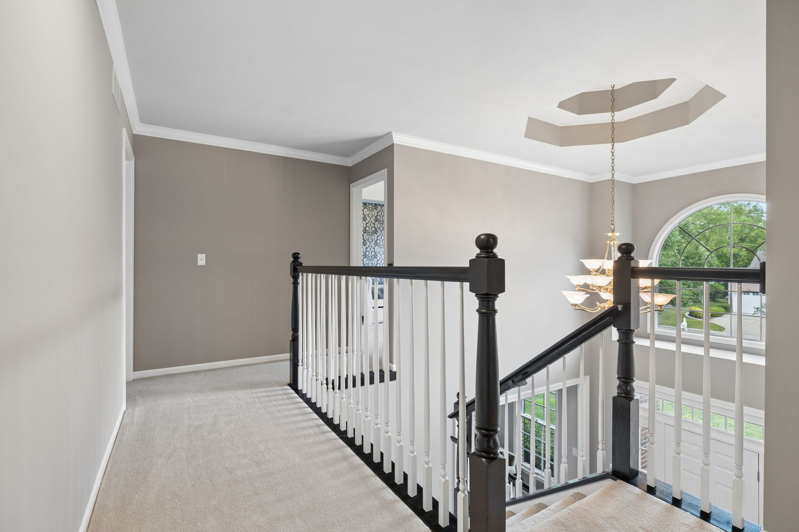 2612 Charlestowne Lane