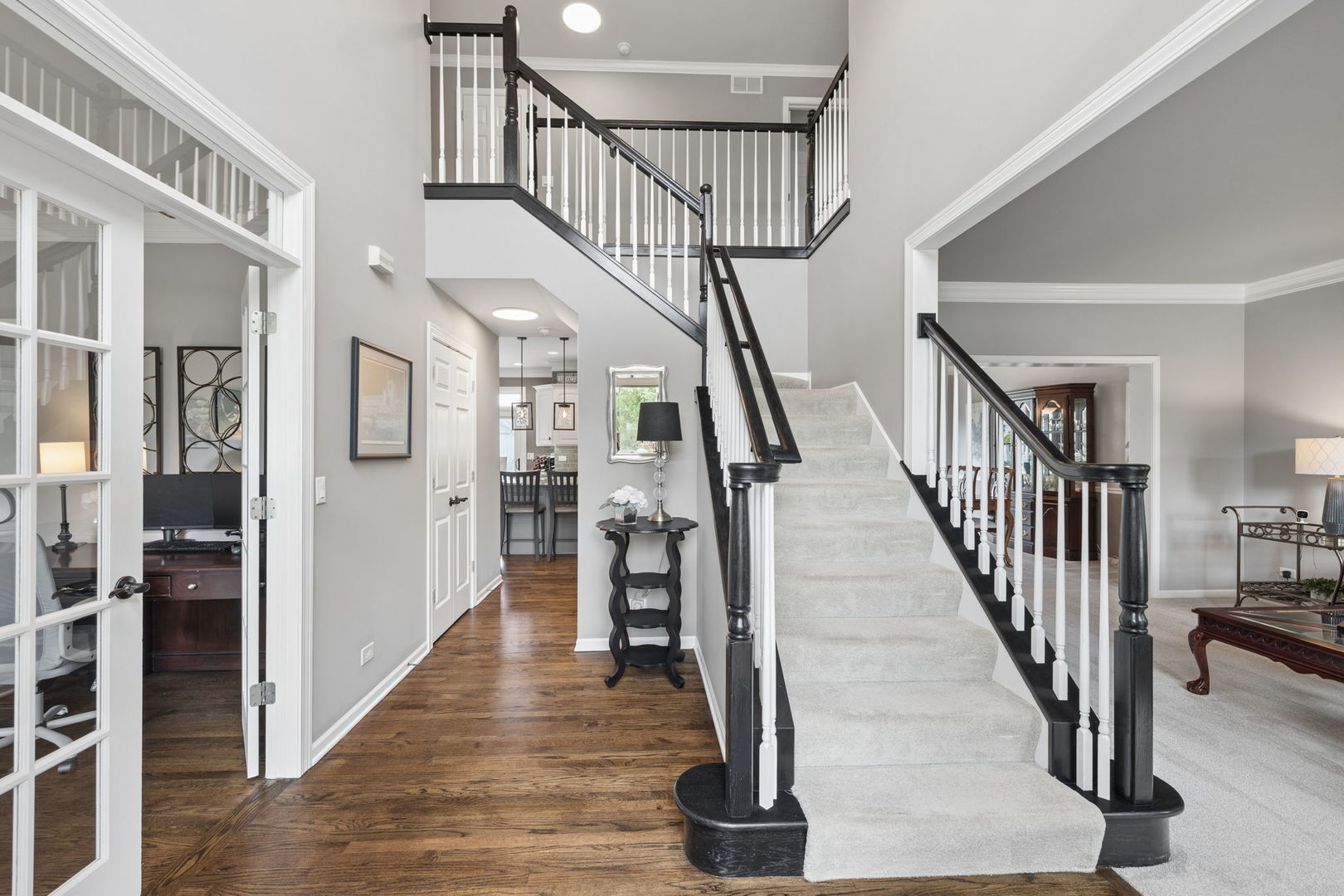 2612 Charlestowne Lane