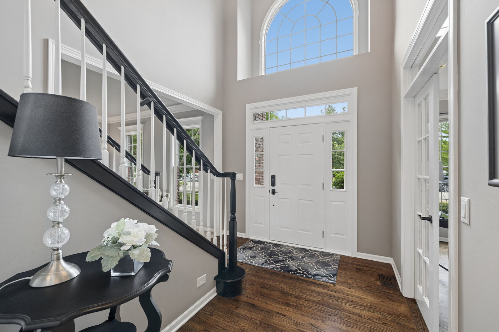 2612 Charlestowne Lane