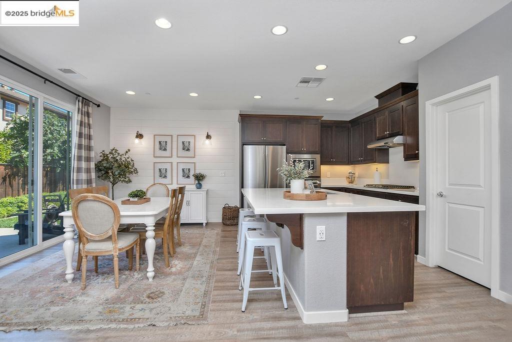 190 Willowrun Way