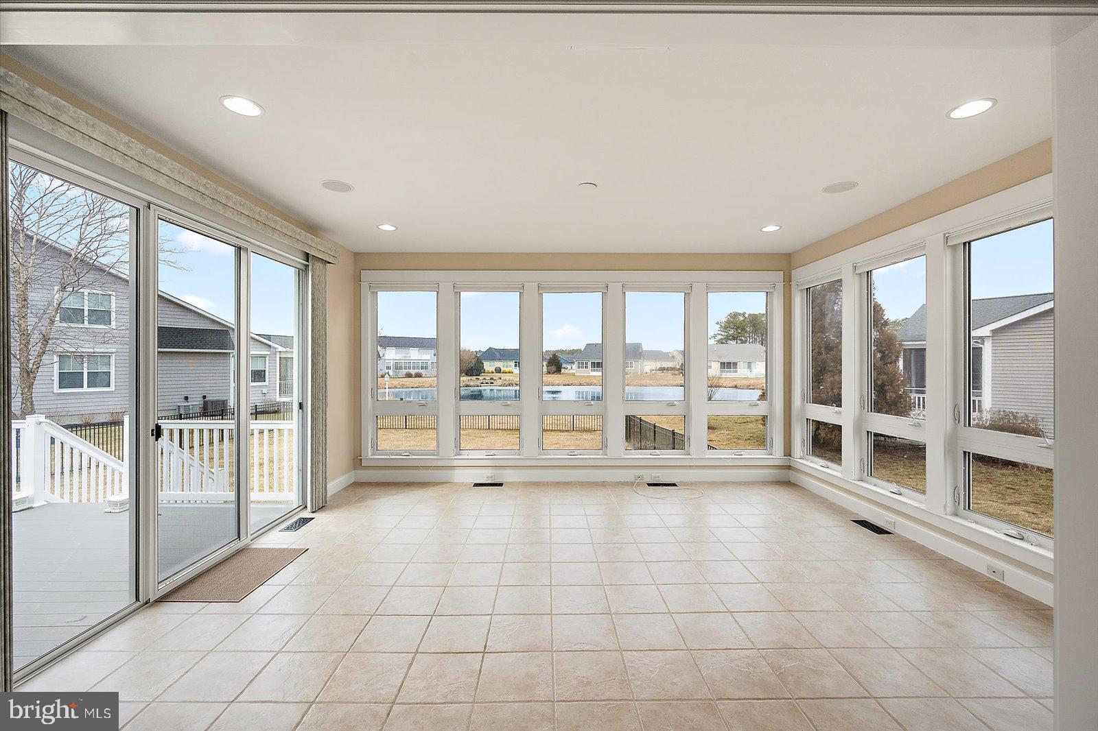 36918 CREEKHAVEN DRIVE