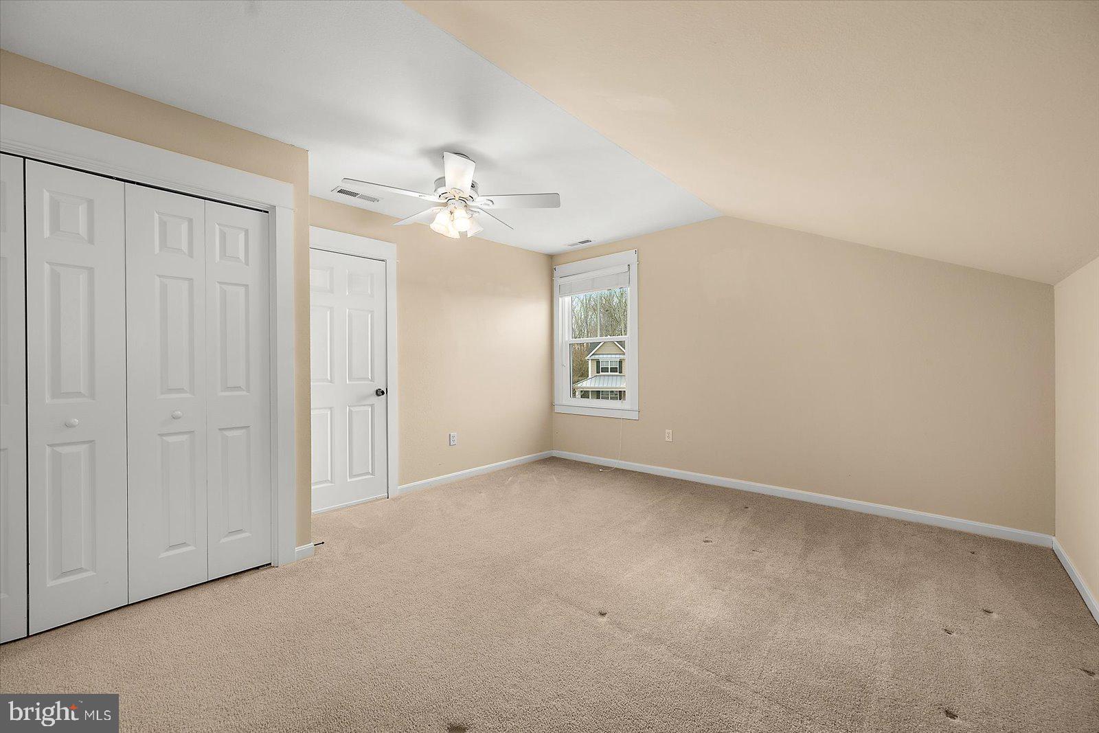 36918 CREEKHAVEN DRIVE