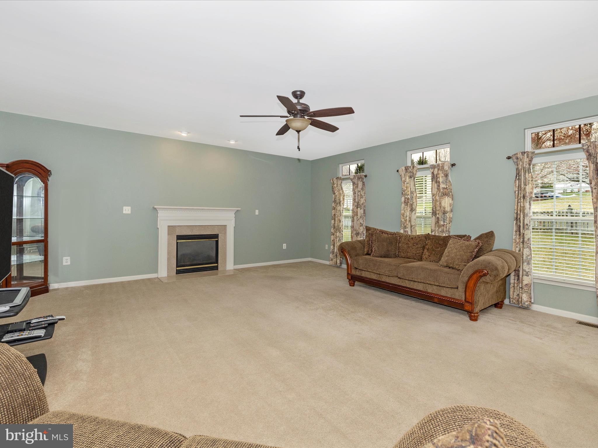 15 N POINTE TERRACE