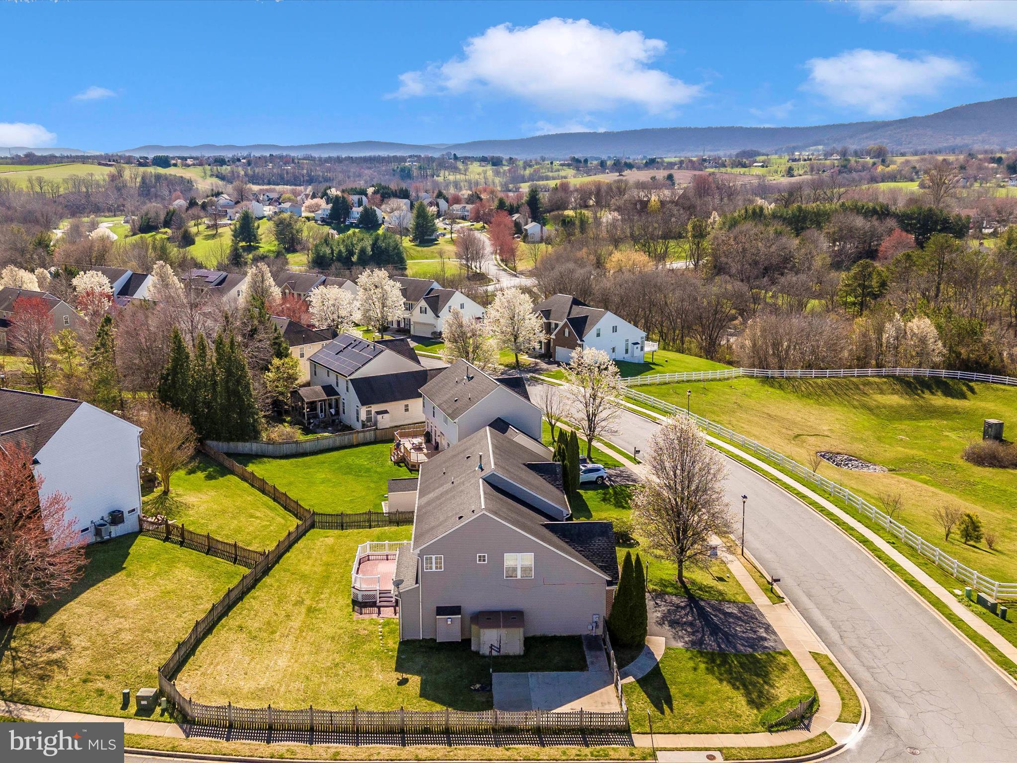15 N POINTE TERRACE