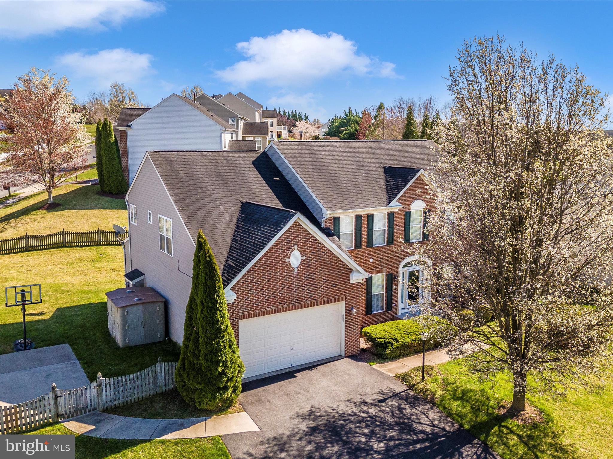 15 N POINTE TERRACE