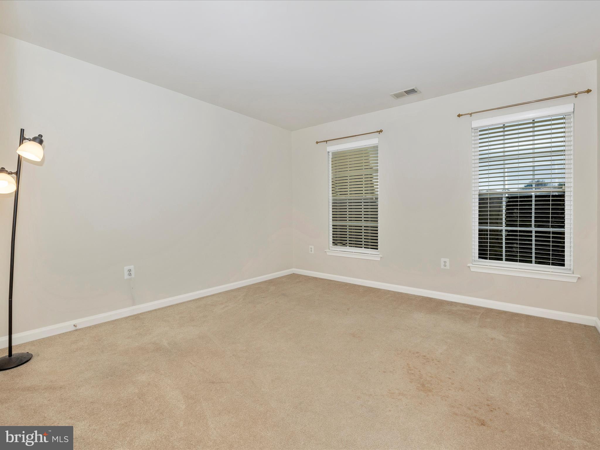 15 N POINTE TERRACE