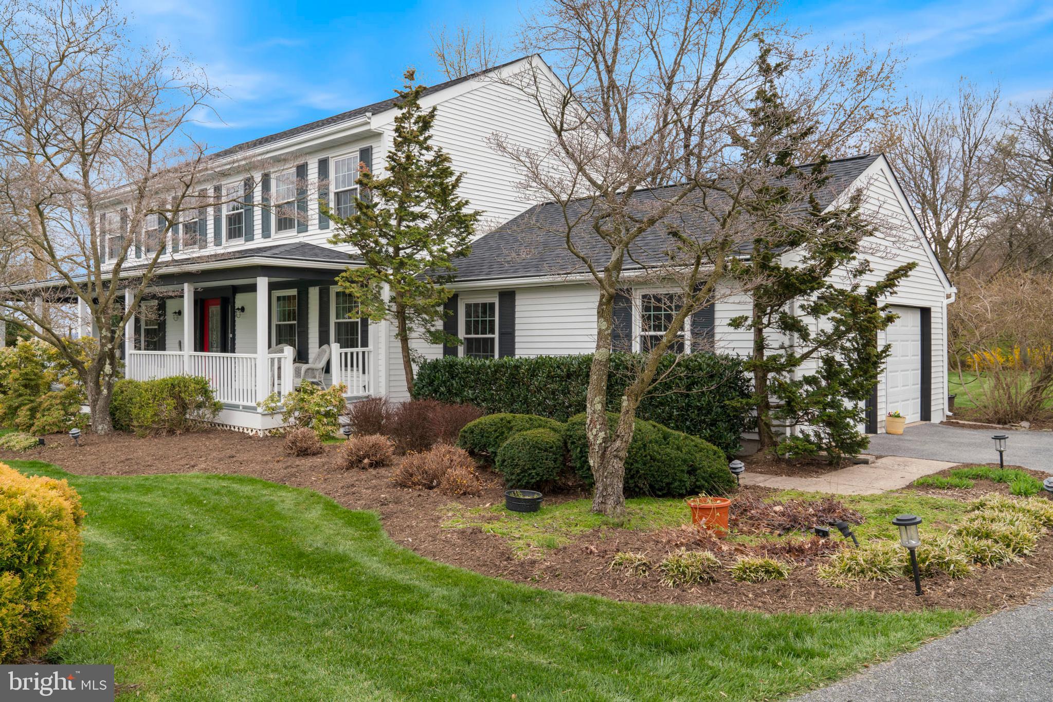 5905 CHAR LEIGH CIRCLE