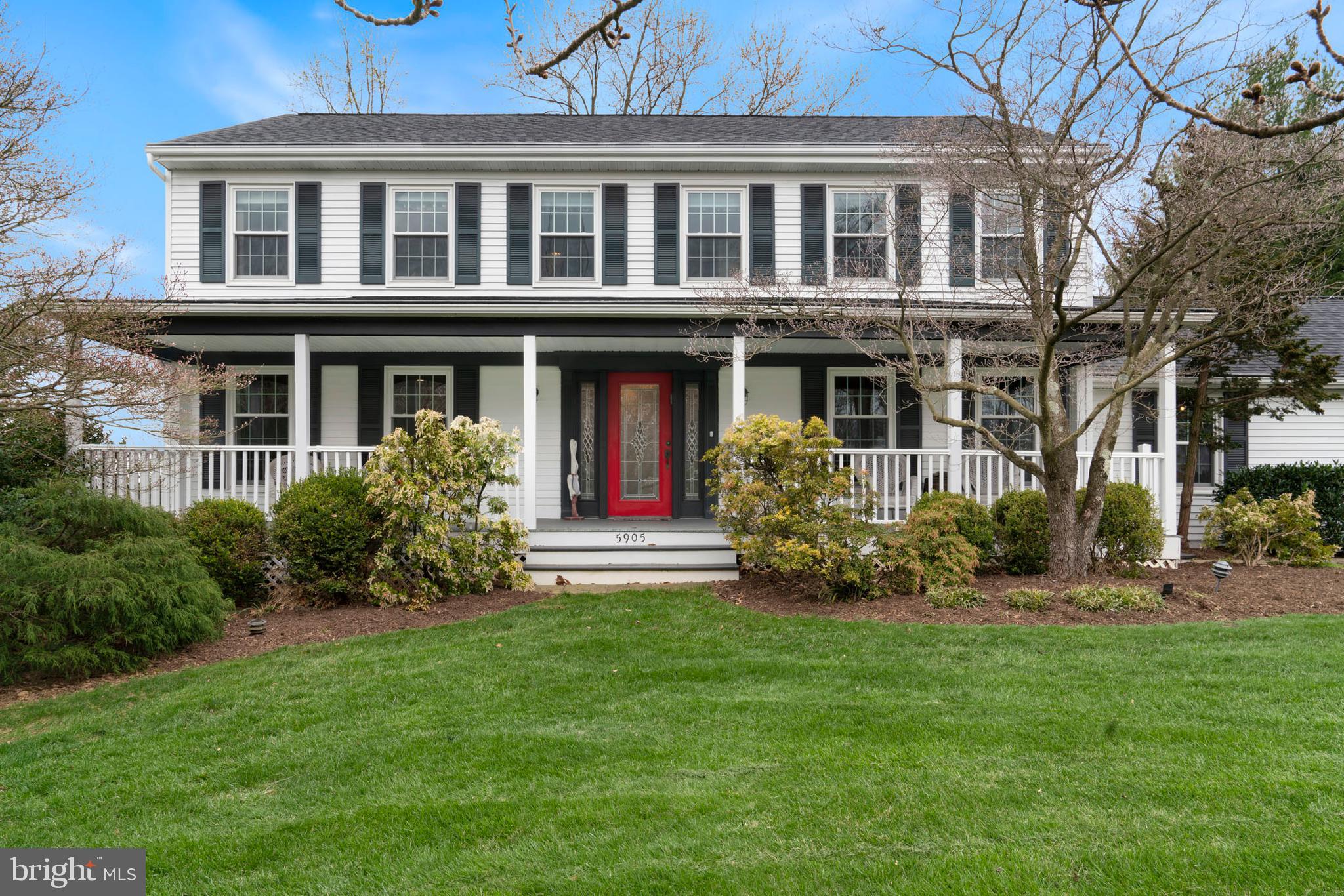 5905 CHAR LEIGH CIRCLE