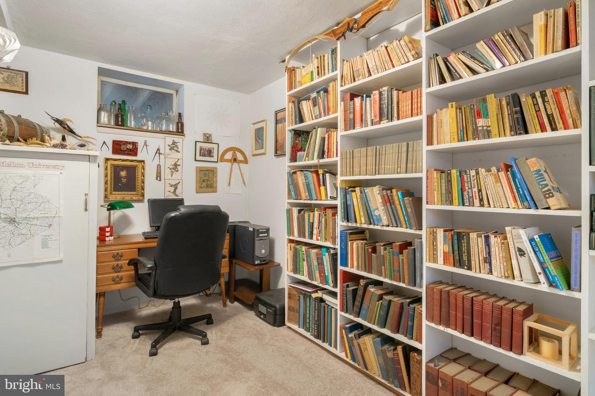 5905 CHAR LEIGH CIRCLE