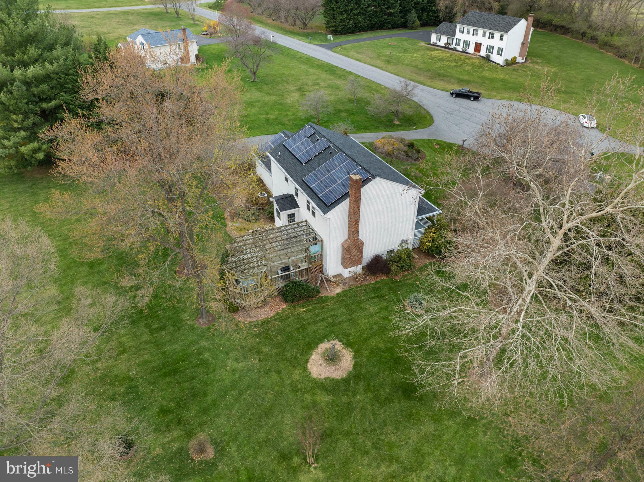 5905 CHAR LEIGH CIRCLE