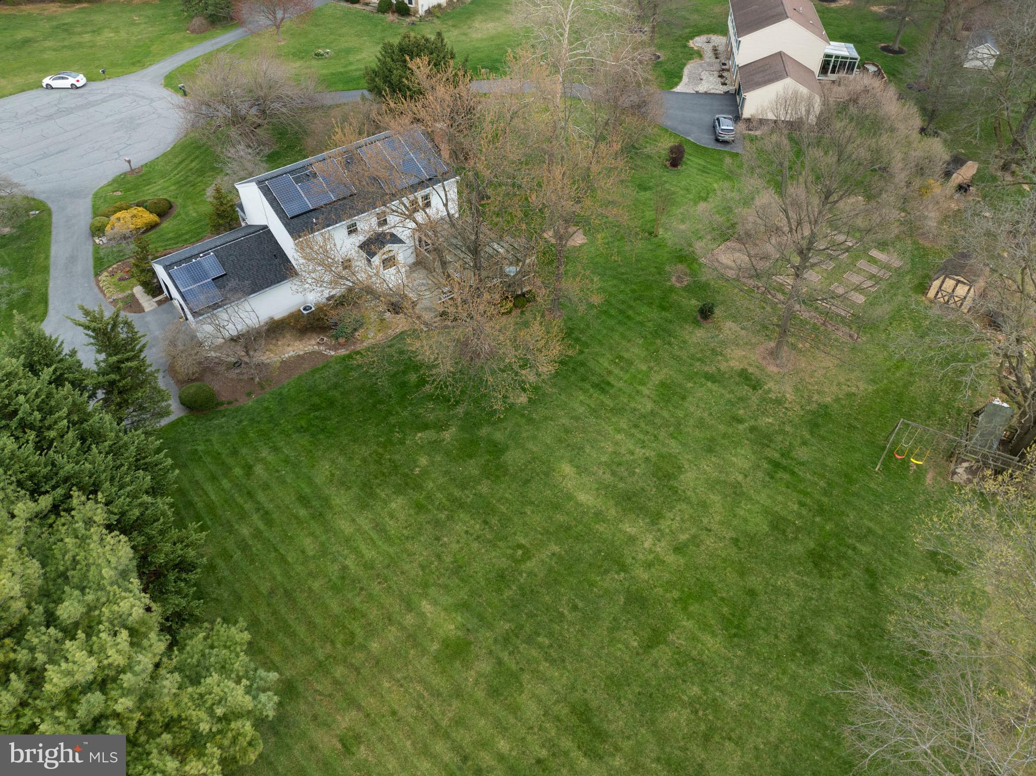 5905 CHAR LEIGH CIRCLE