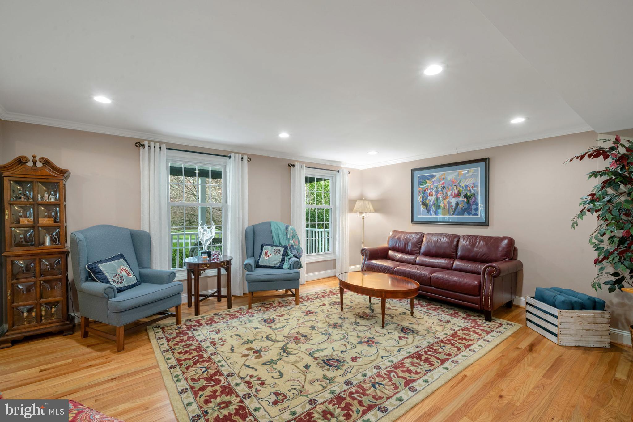 5905 CHAR LEIGH CIRCLE