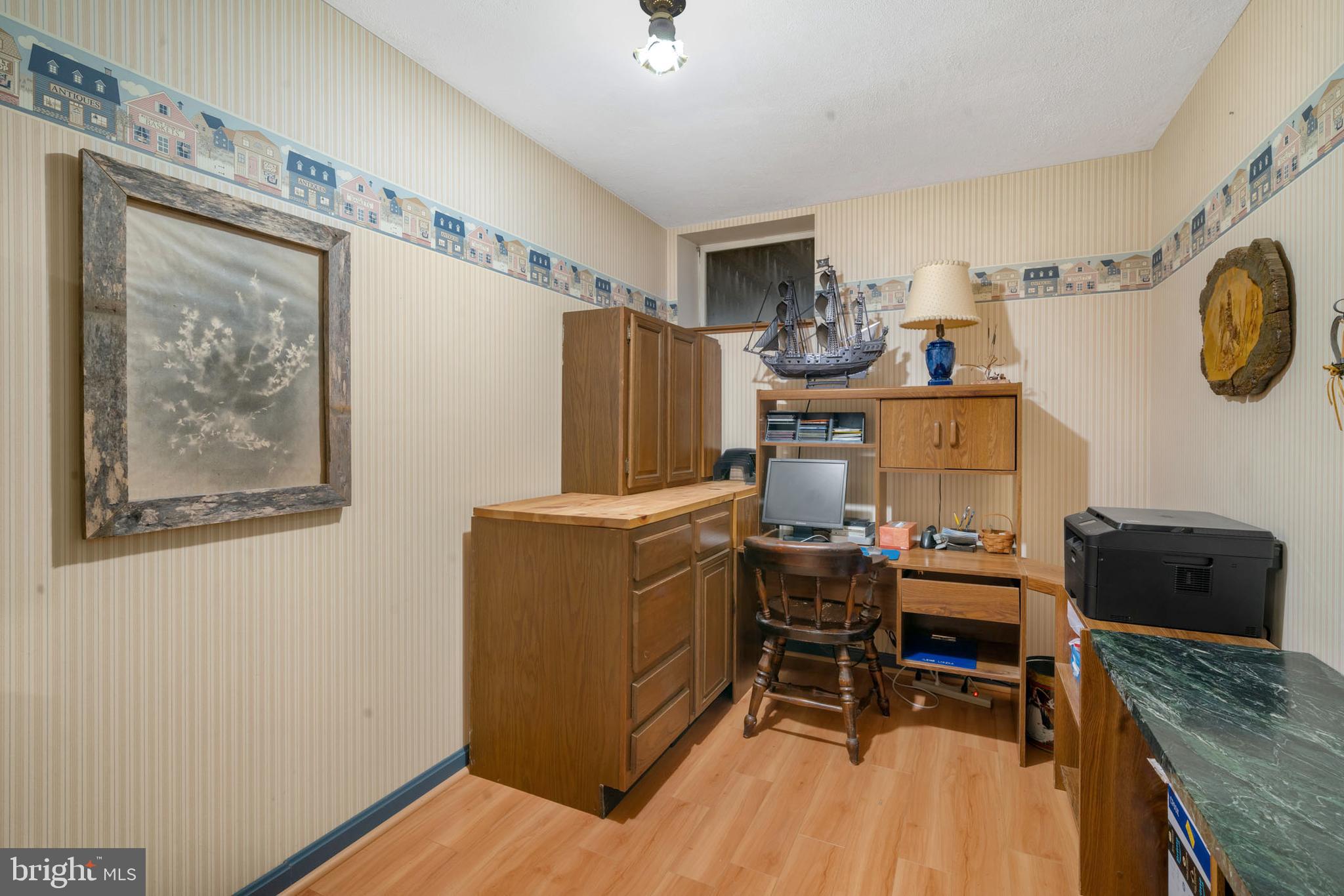 5905 CHAR LEIGH CIRCLE