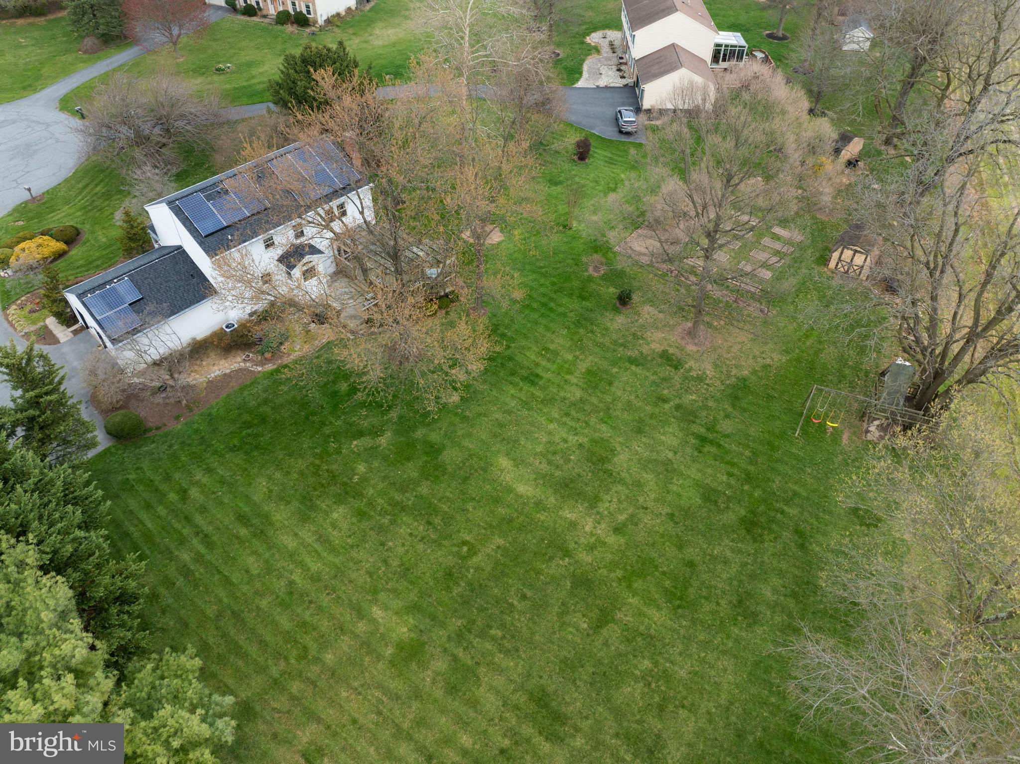5905 CHAR LEIGH CIRCLE