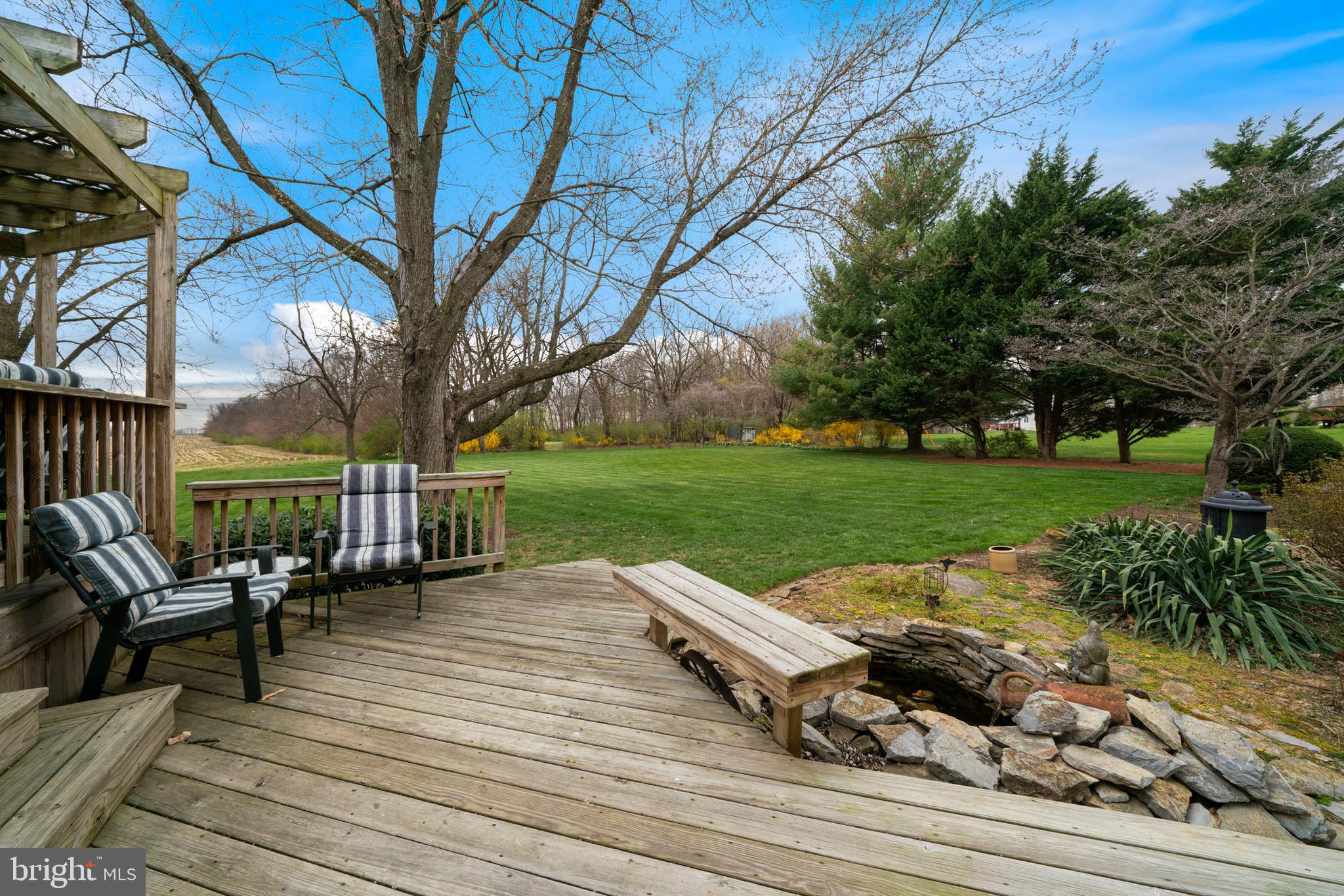 5905 CHAR LEIGH CIRCLE