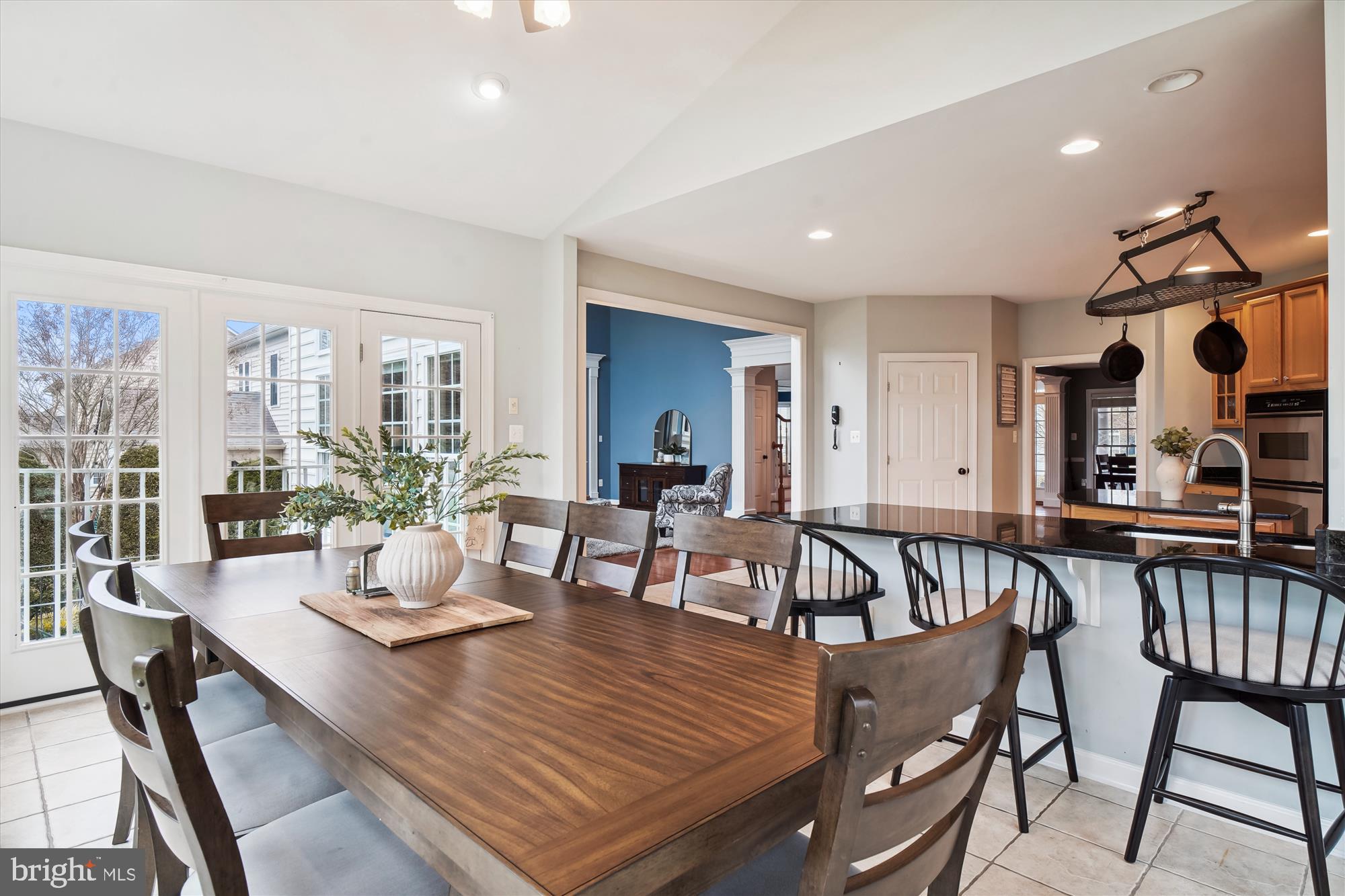 405 GLENBROOK DRIVE