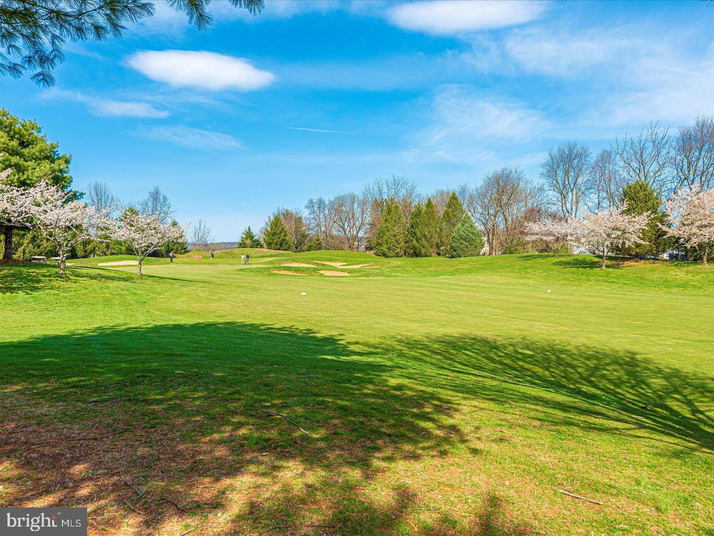 405 GLENBROOK DRIVE
