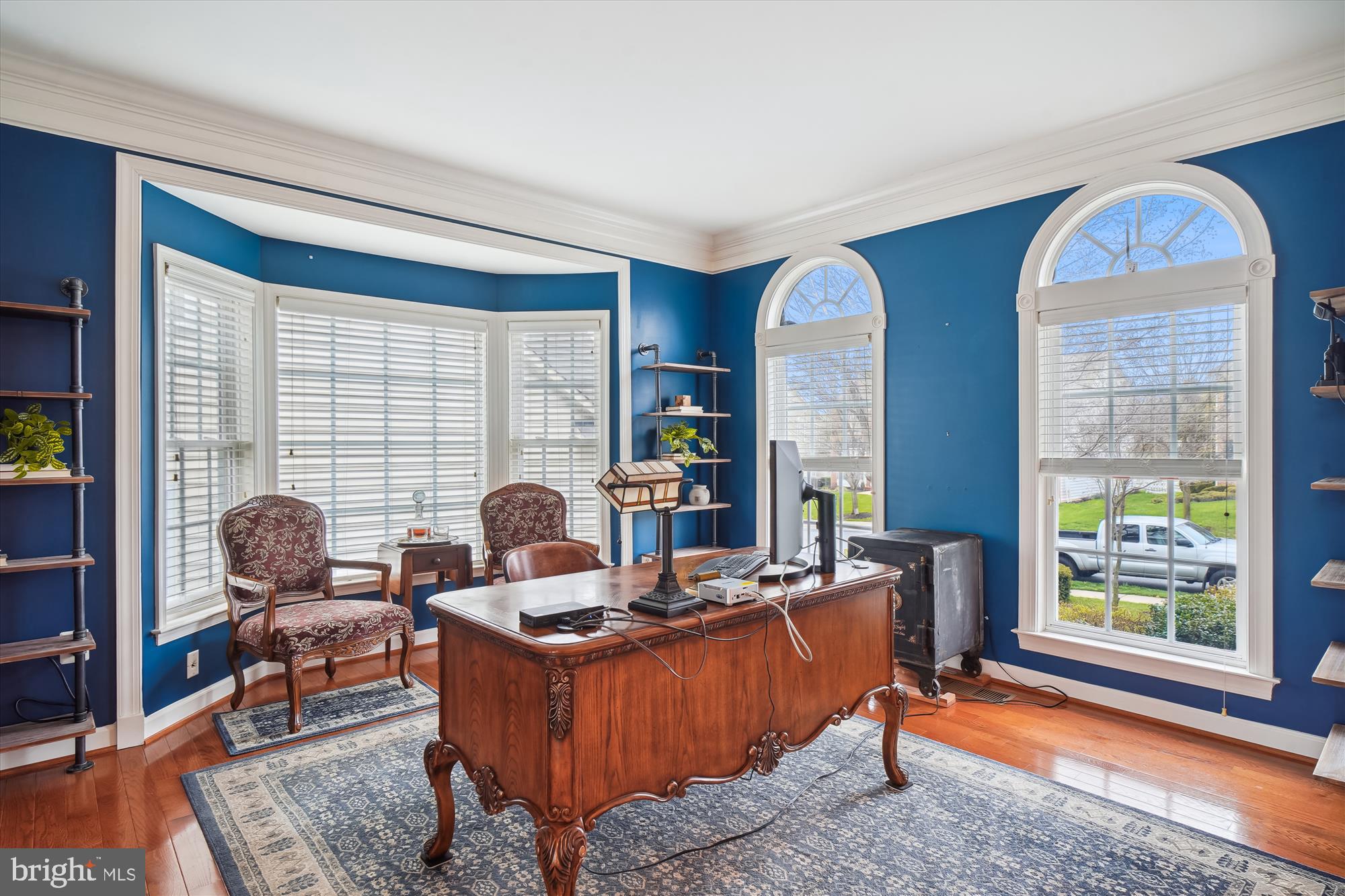 405 GLENBROOK DRIVE