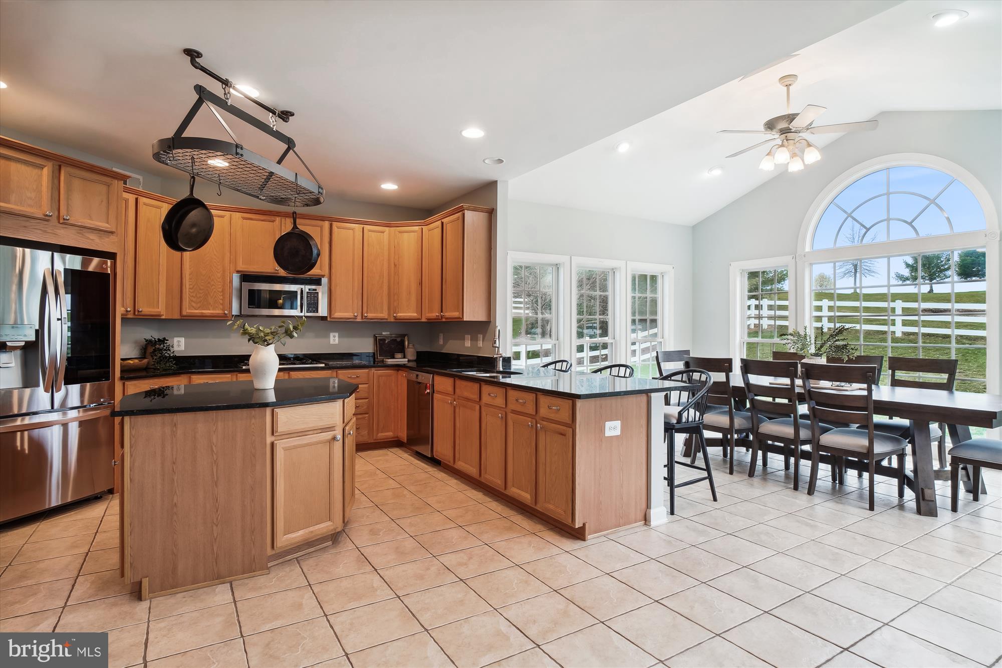 405 GLENBROOK DRIVE