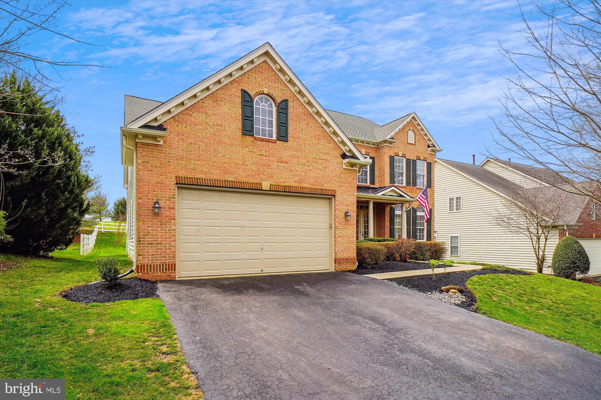 405 GLENBROOK DRIVE