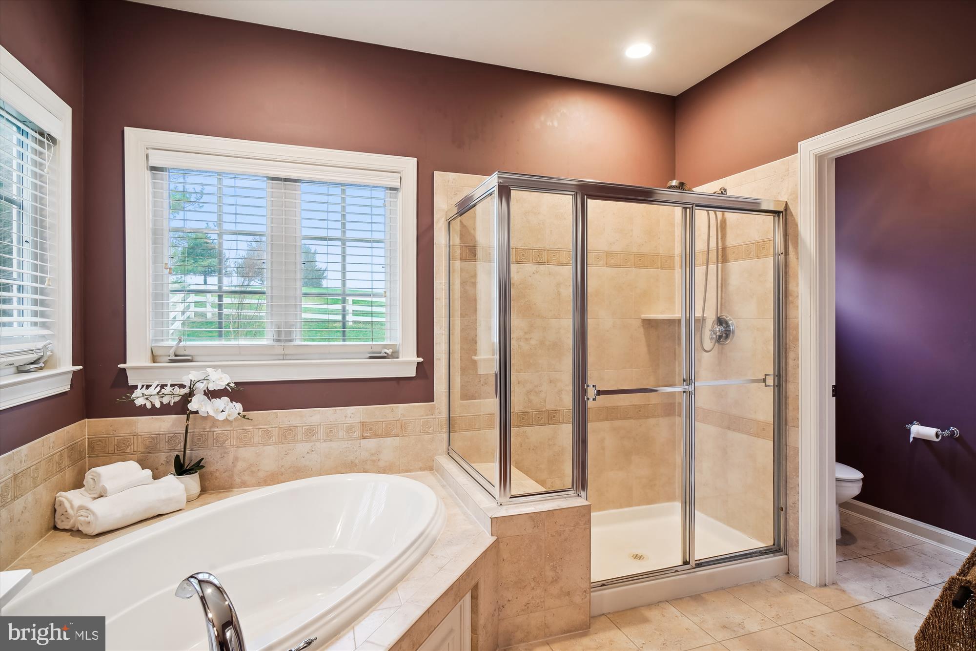405 GLENBROOK DRIVE