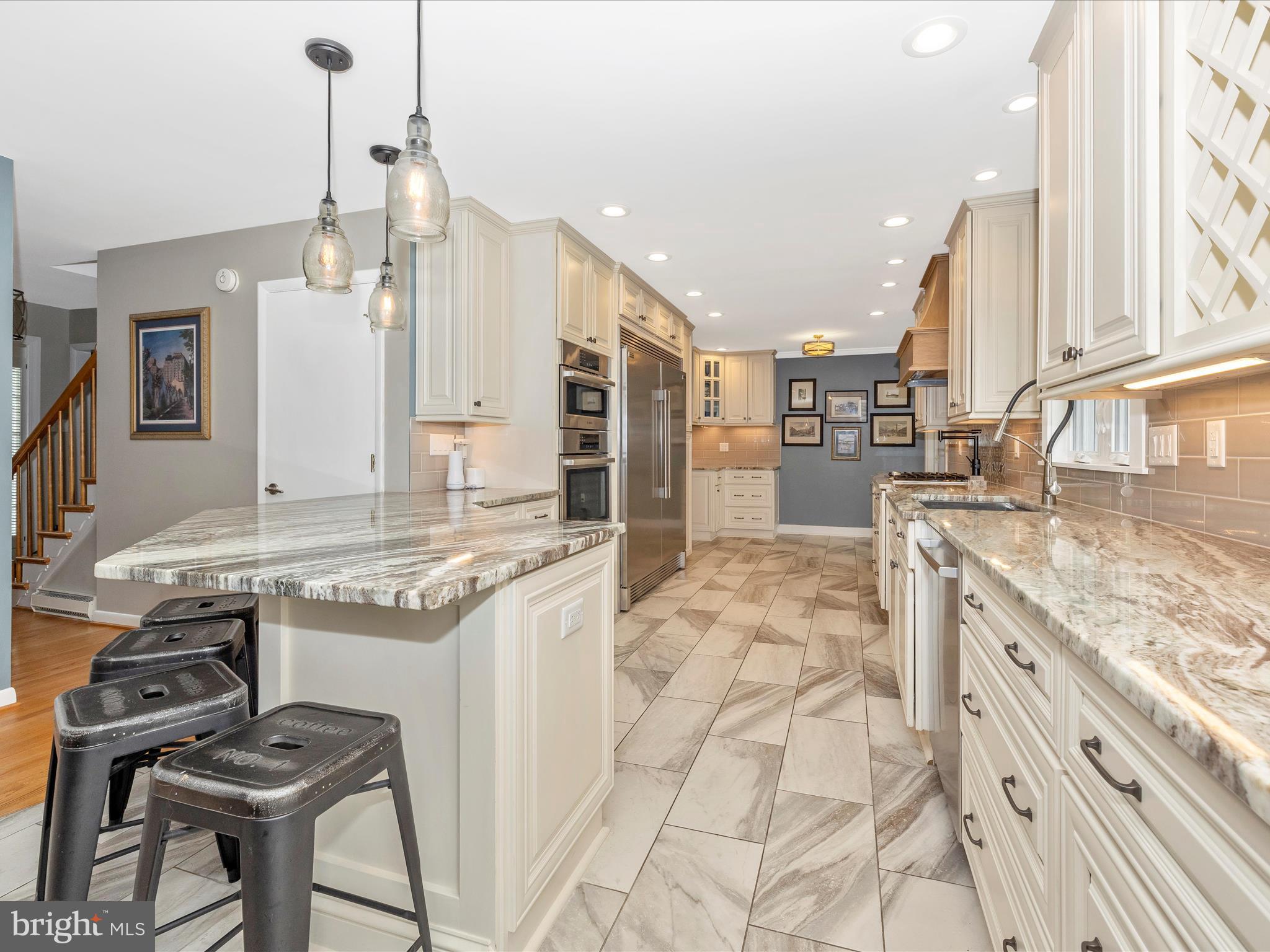 213 LINDEN BOULEVARD